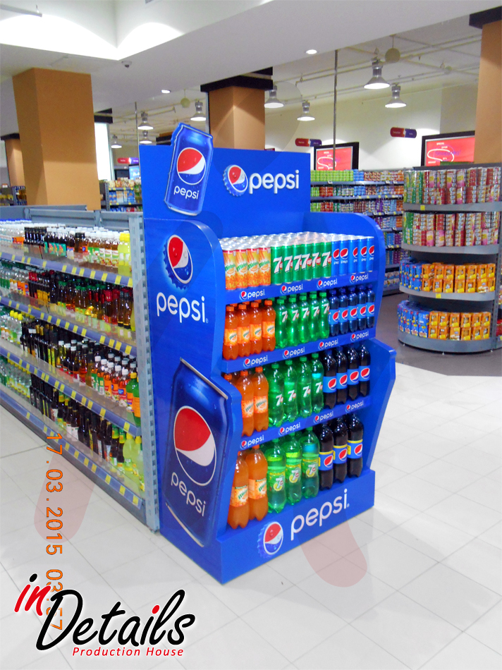 Pepsi display